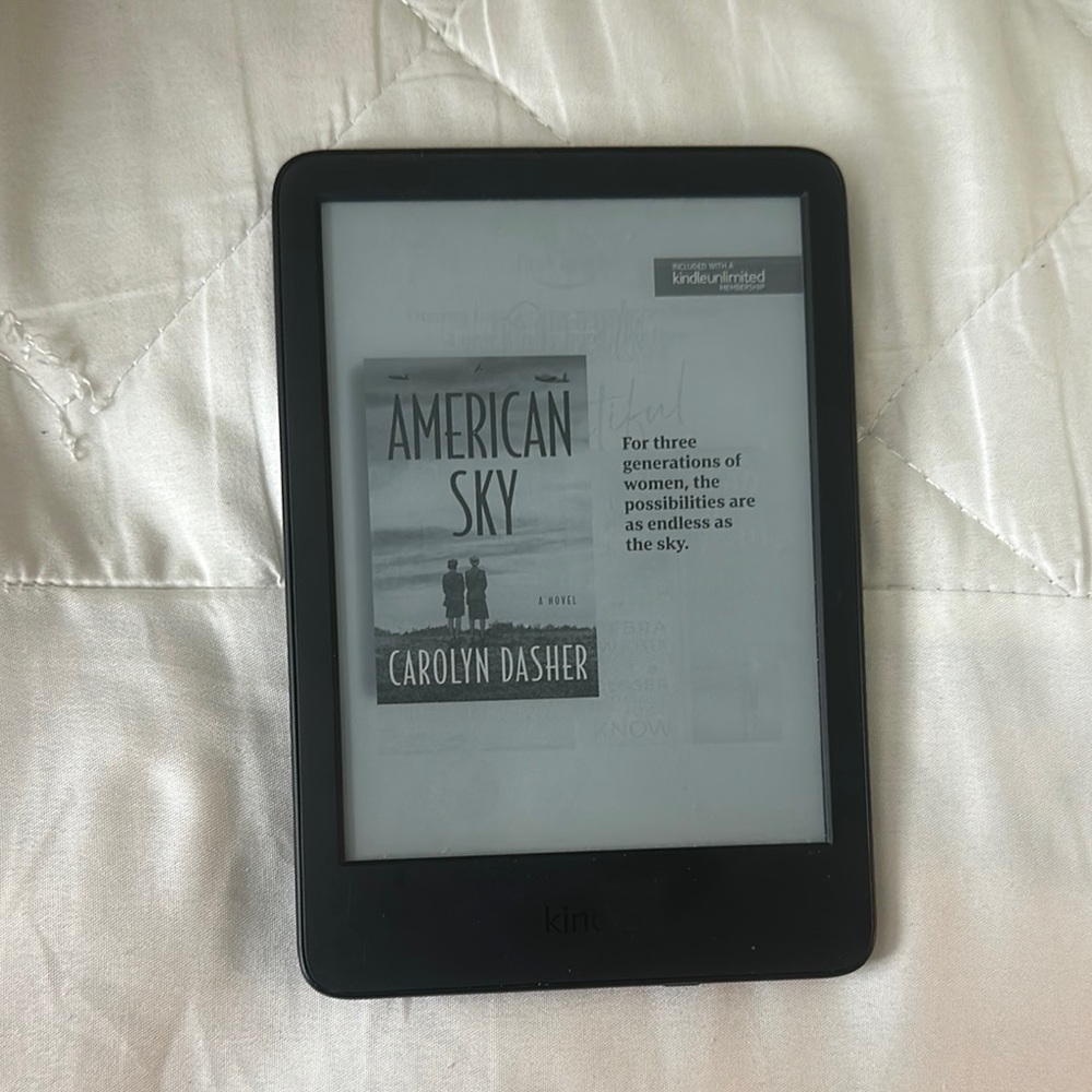 Black E-Reader